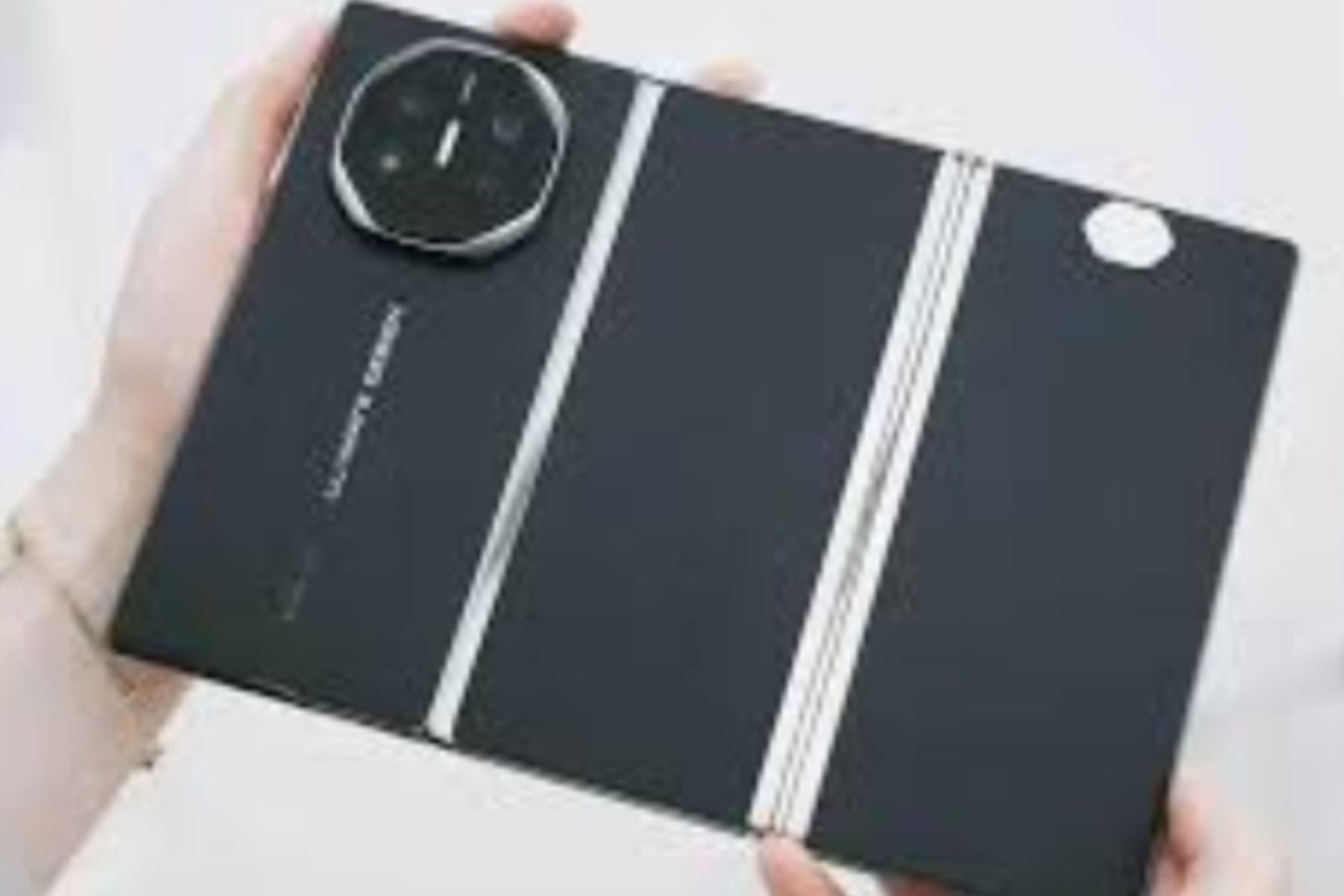 Smartphone Generasi Baru: Fitur Futuristik yang Hadir Tahun Ini